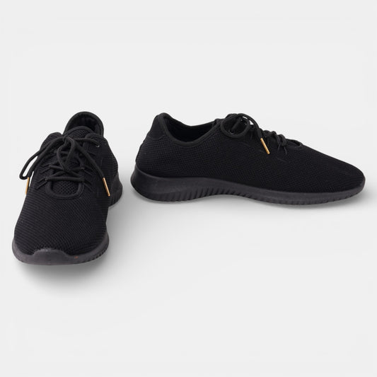 Black Running trainers Size 8