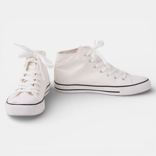 White Hightop trainers Size 9