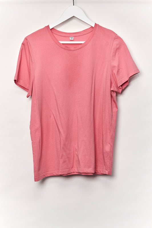 Womens Uniqlo Pink T-Shirt Size Medium