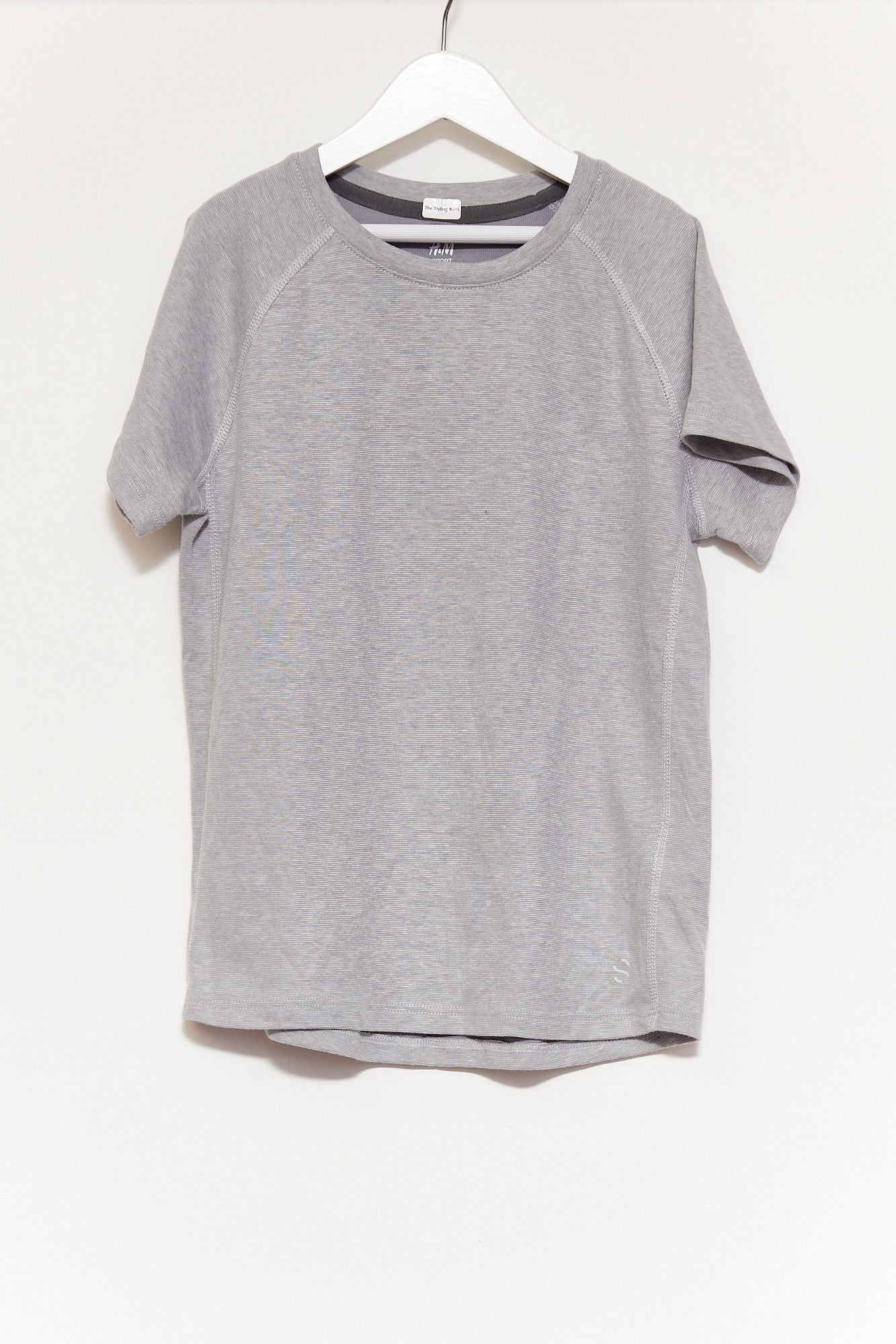 Kids H&M Grey Sport Top age 8-10