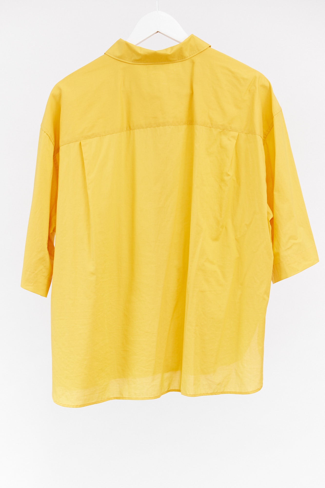 Womens Uniqlo Yellow short sleeve shirt size large