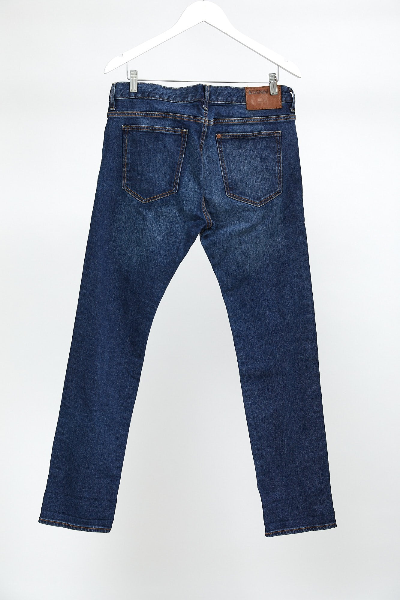 Dark Blue Wash Straight Leg Denim Jean: W33