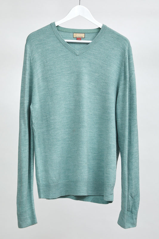 Mens Light Green V-Neck Jumper: Size Large