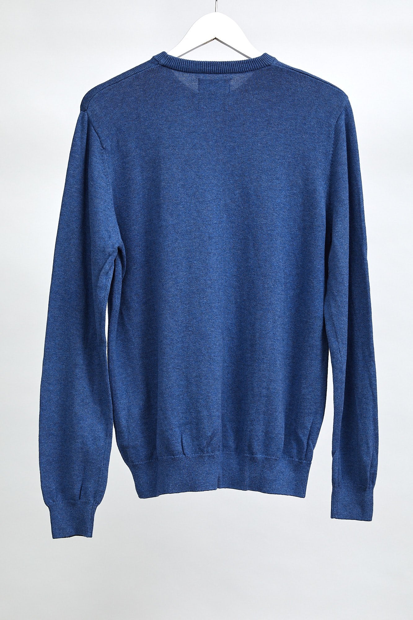Mens Mid Blue Crew Neck Jumper: Size Large