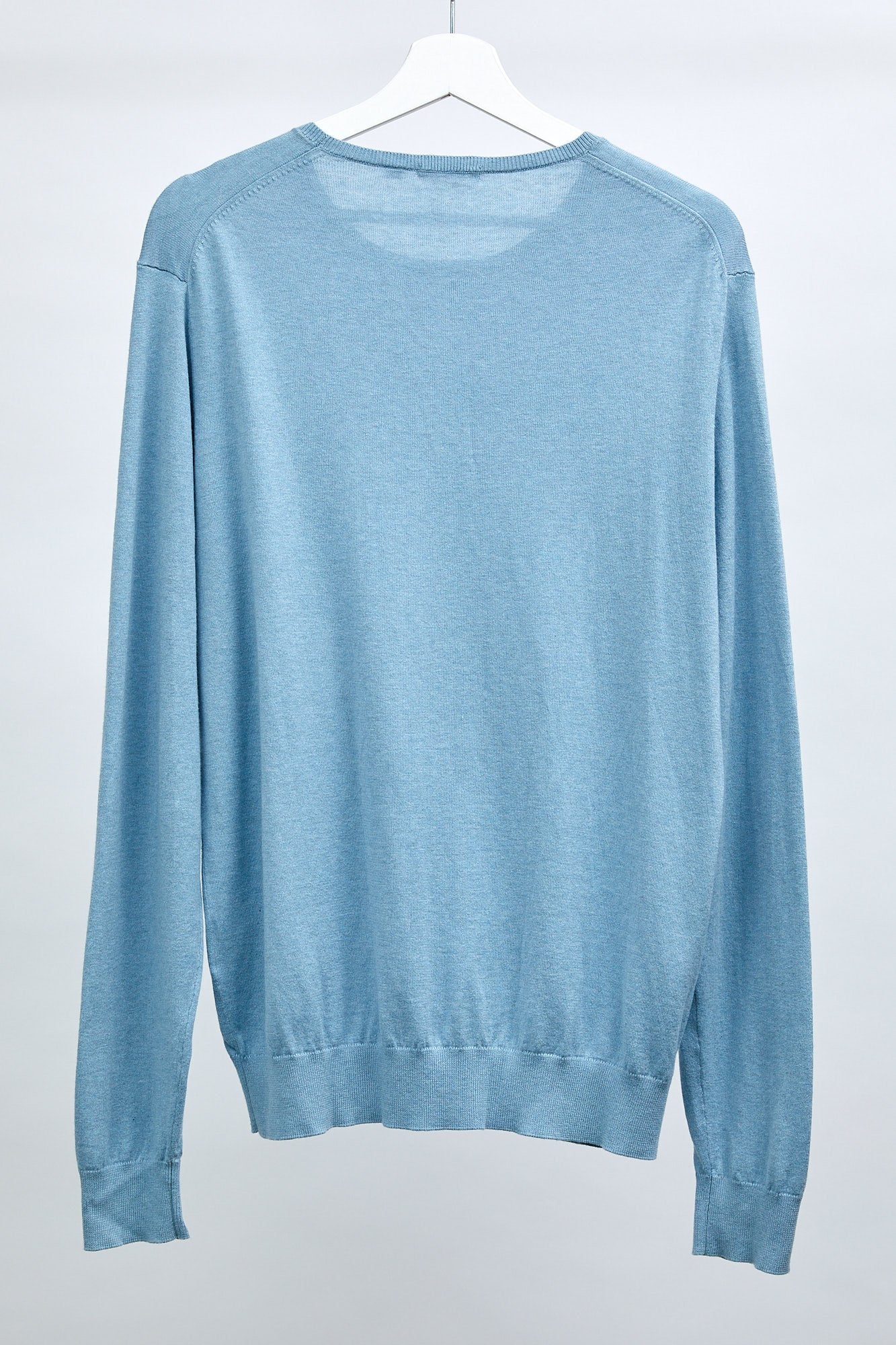 Mens Light Blue Crew Neck Jumper: Size Large
