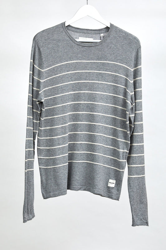 Mens Grey and White Stripe Crew Neck Jumper: Size Medium