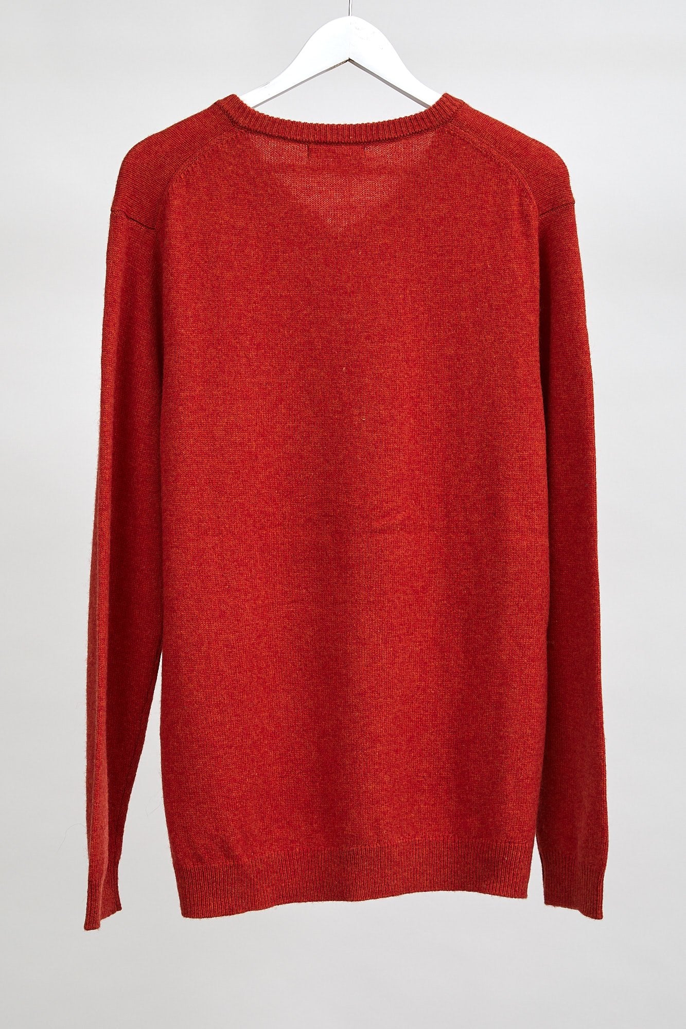 Mens WoolOvers Burnt Orange V-neck Jumper: Size Medium