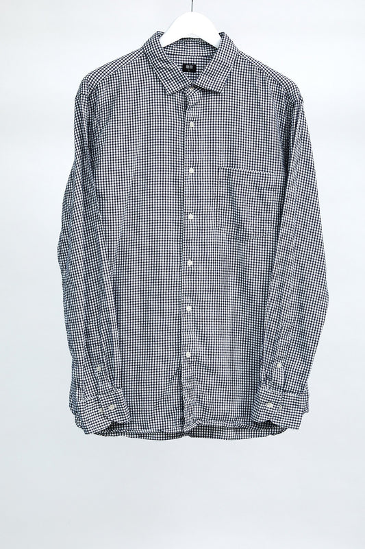 Mens Uniqlo Black And White Gingham Shirt: Size Large