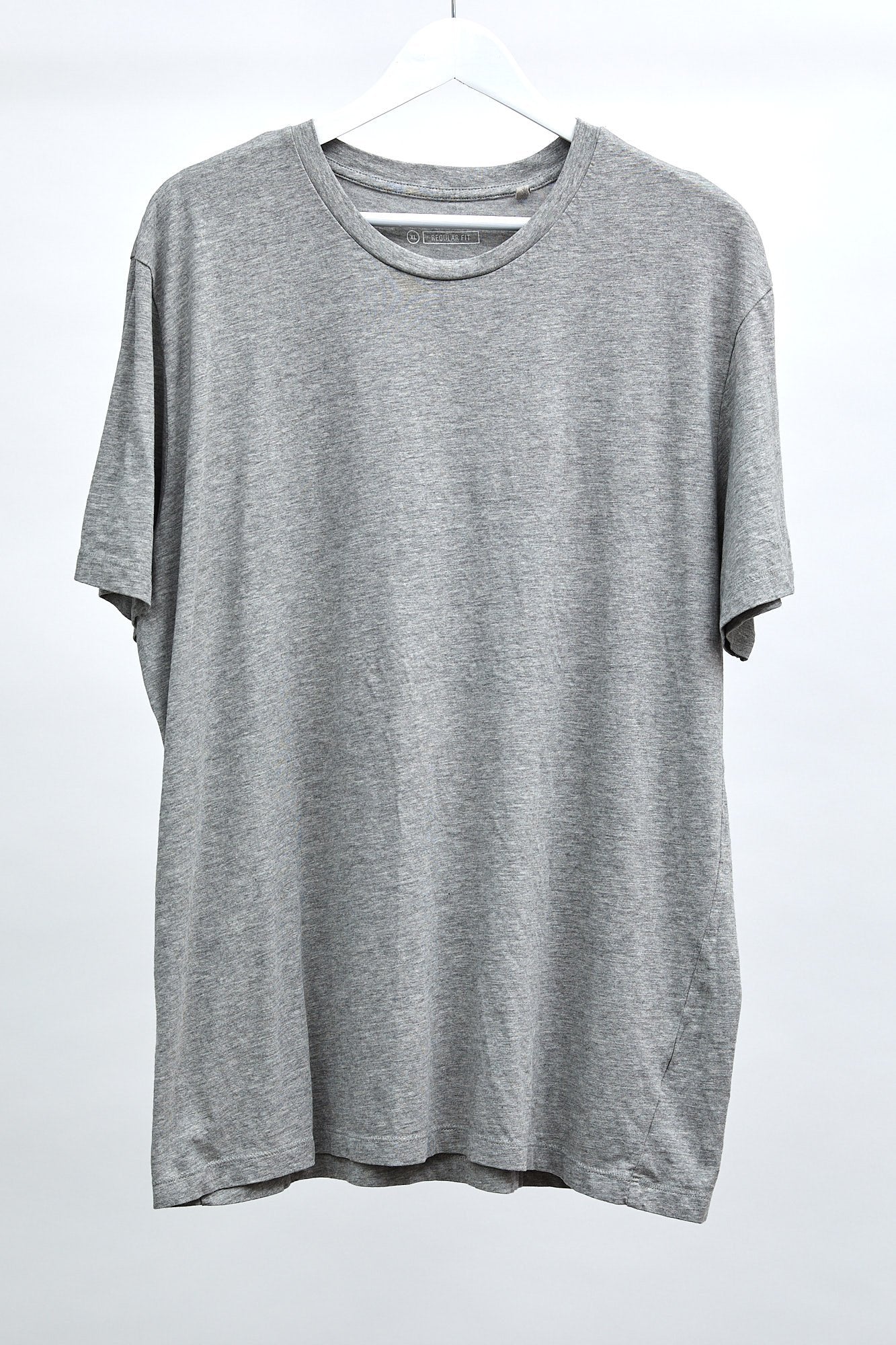 Mens Grey T-Shirt: Size XL