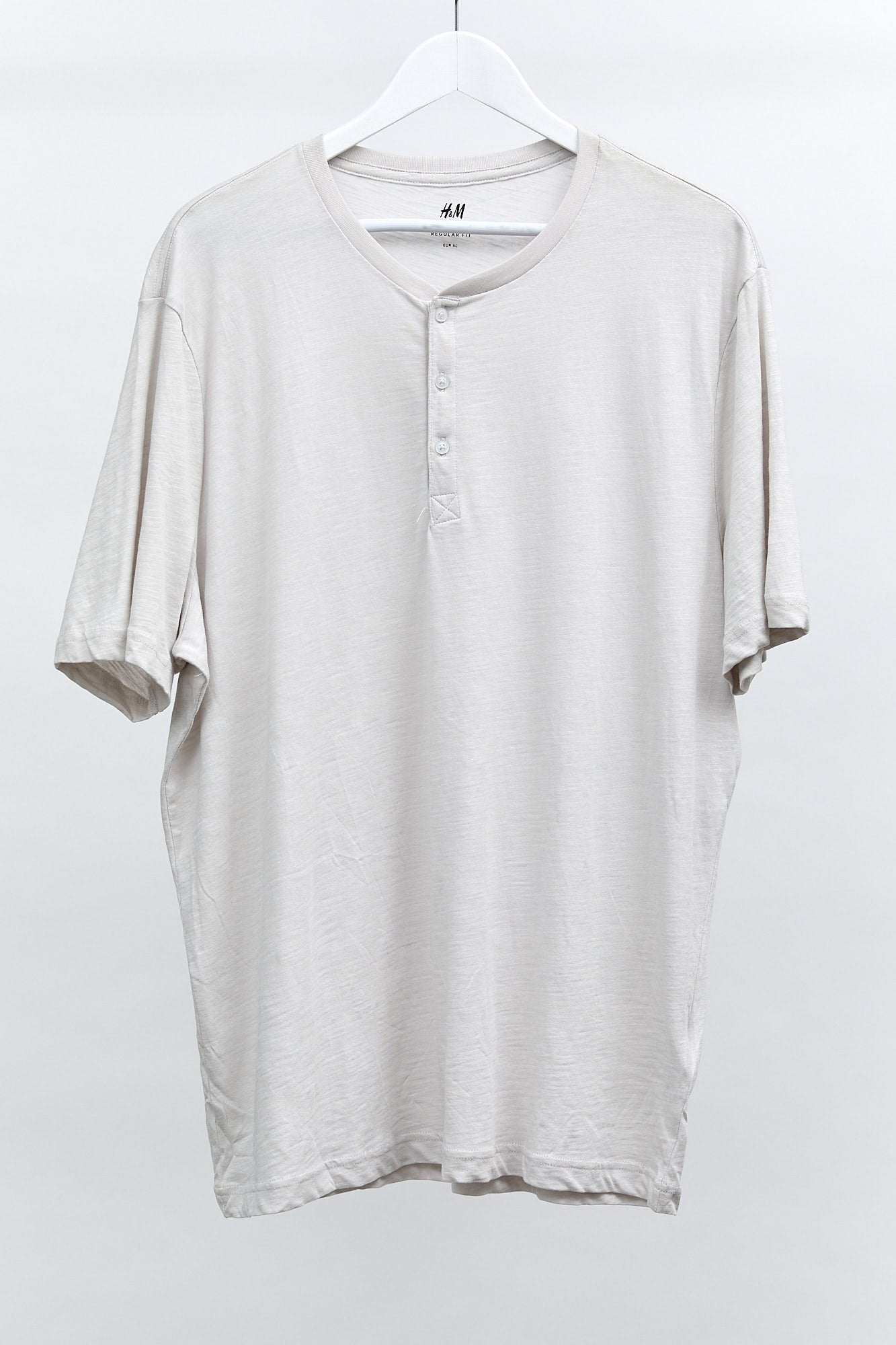 Mens H M Grey V Neck Button T Shirt Size XL