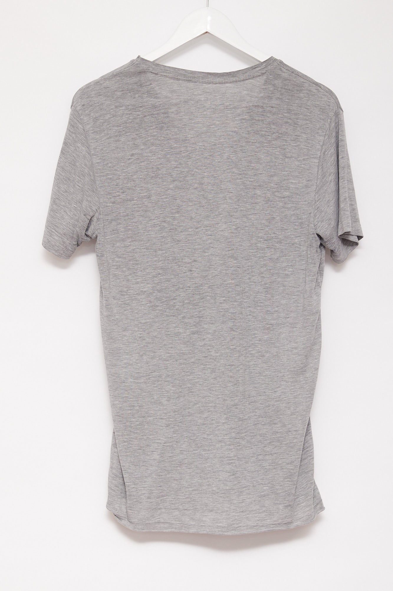 Mens Grey V Neck T-shirt size Medium