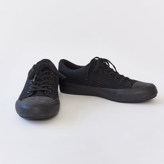 Black Trainers size 8