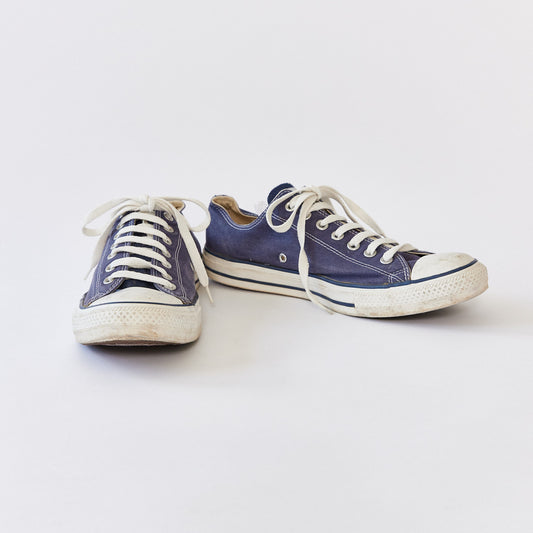 Navy Converse size 10.5