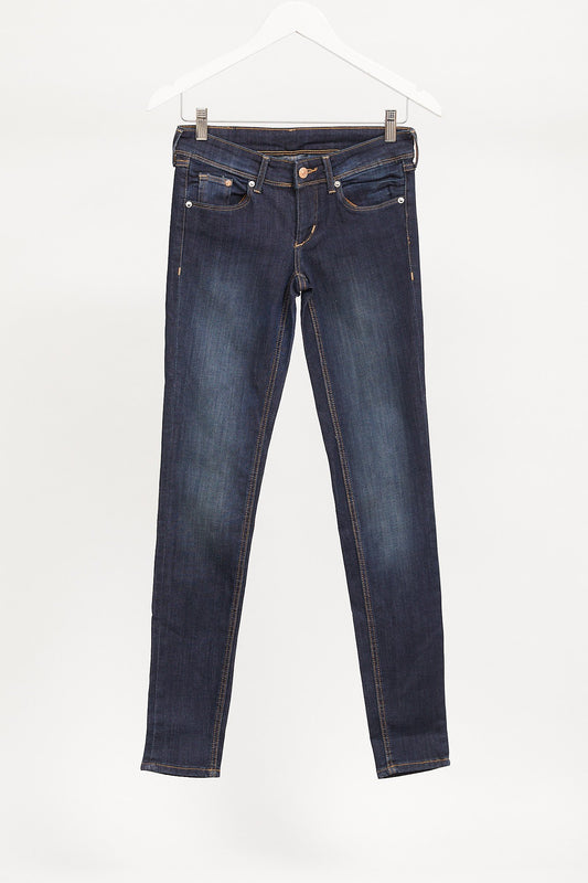 Womens Dark Blue Jeans: Size Small 28 x 32