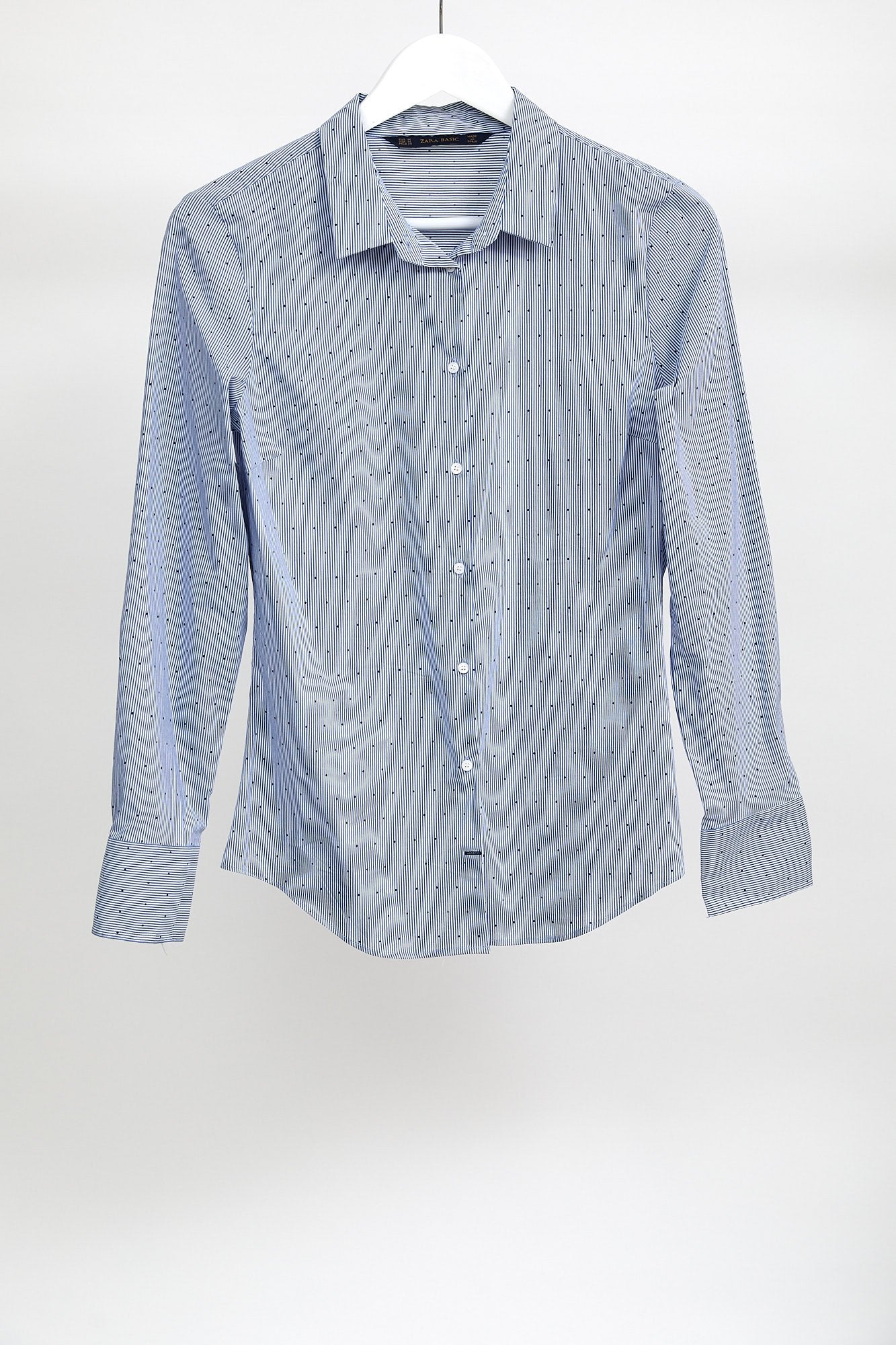 Womens Blue Stripe Shirt: Size Medium