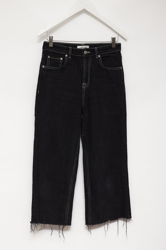 Womens Zara black cropped jeans size small