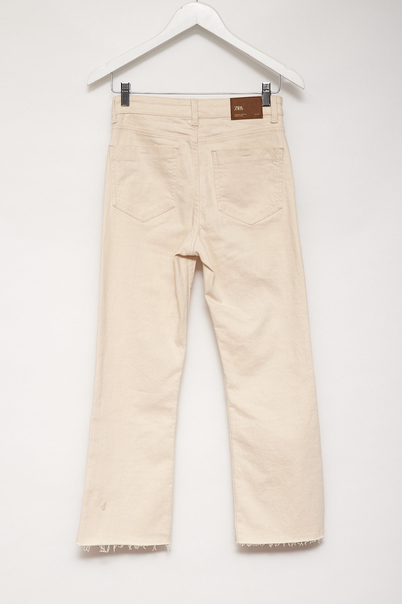 Womens Zara Cream Jeans: Size Extra Small