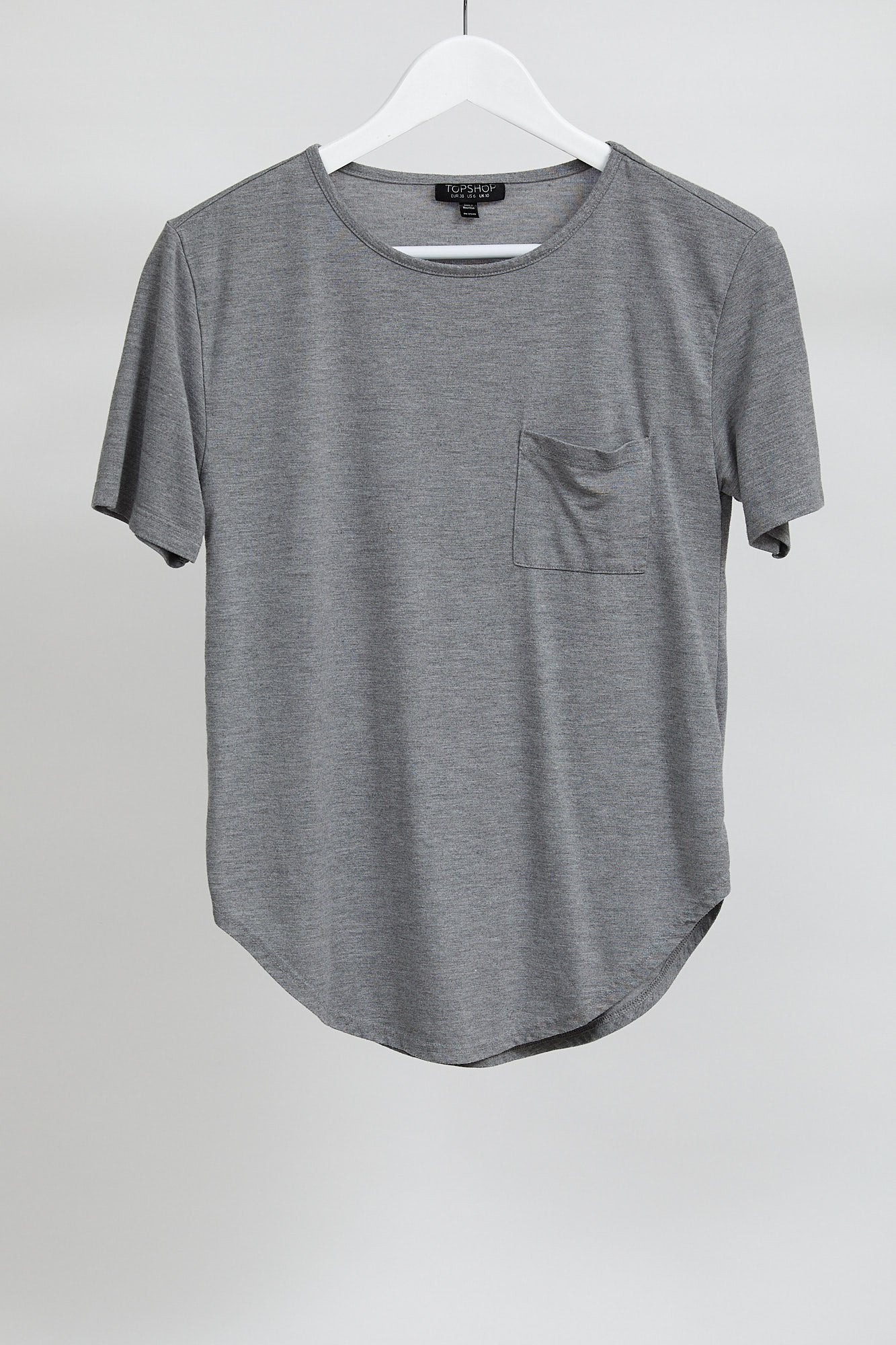 Womens Grey Short Sleeve T-Shirt: Size Small