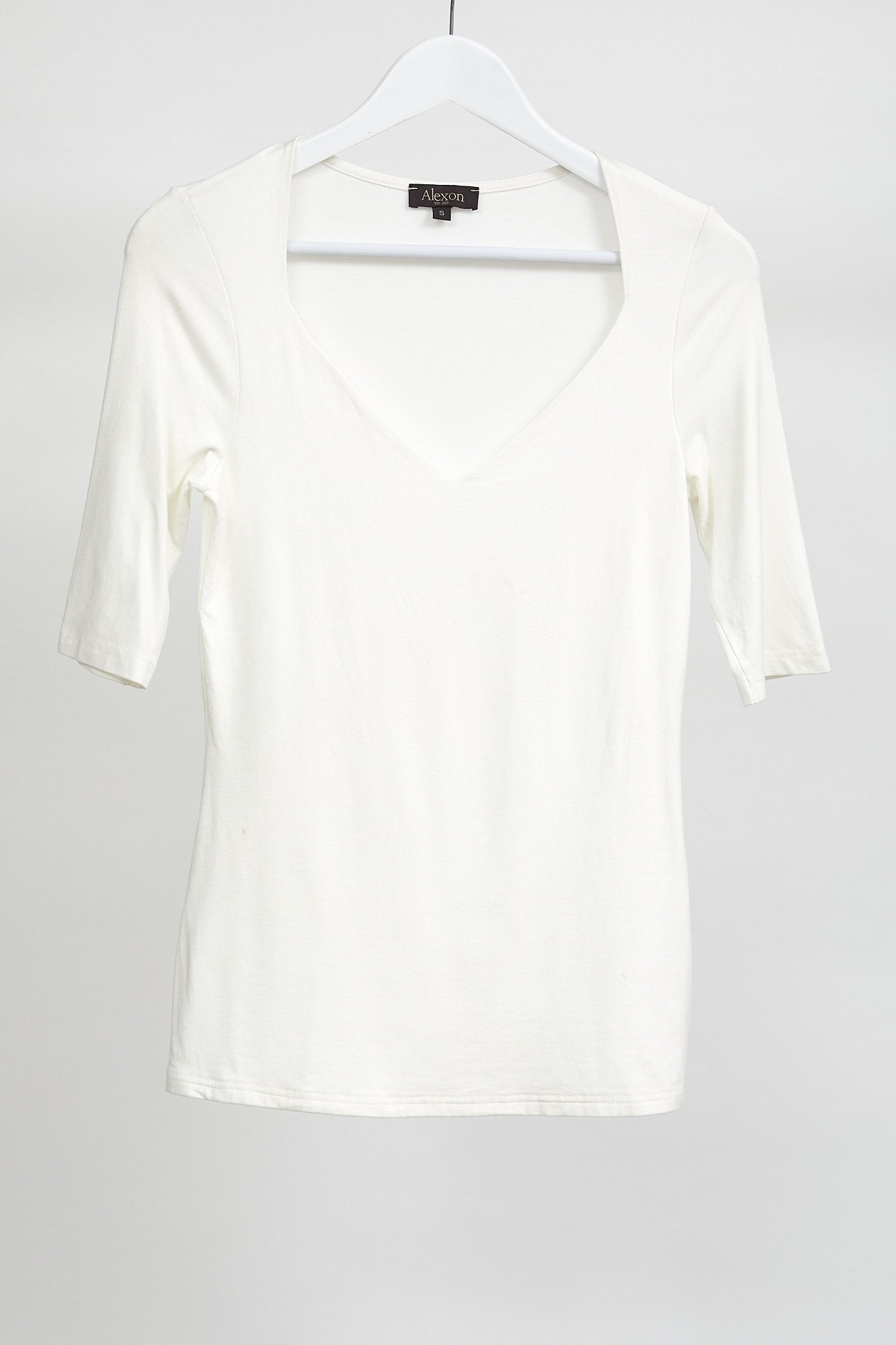 Womens White Short Sleeve Top: Size Small