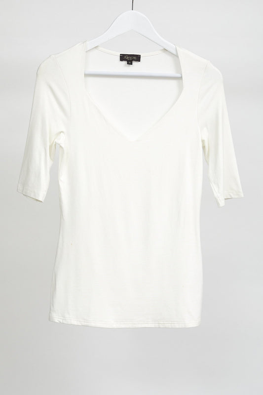 Womens White Short Sleeve Top: Size Small