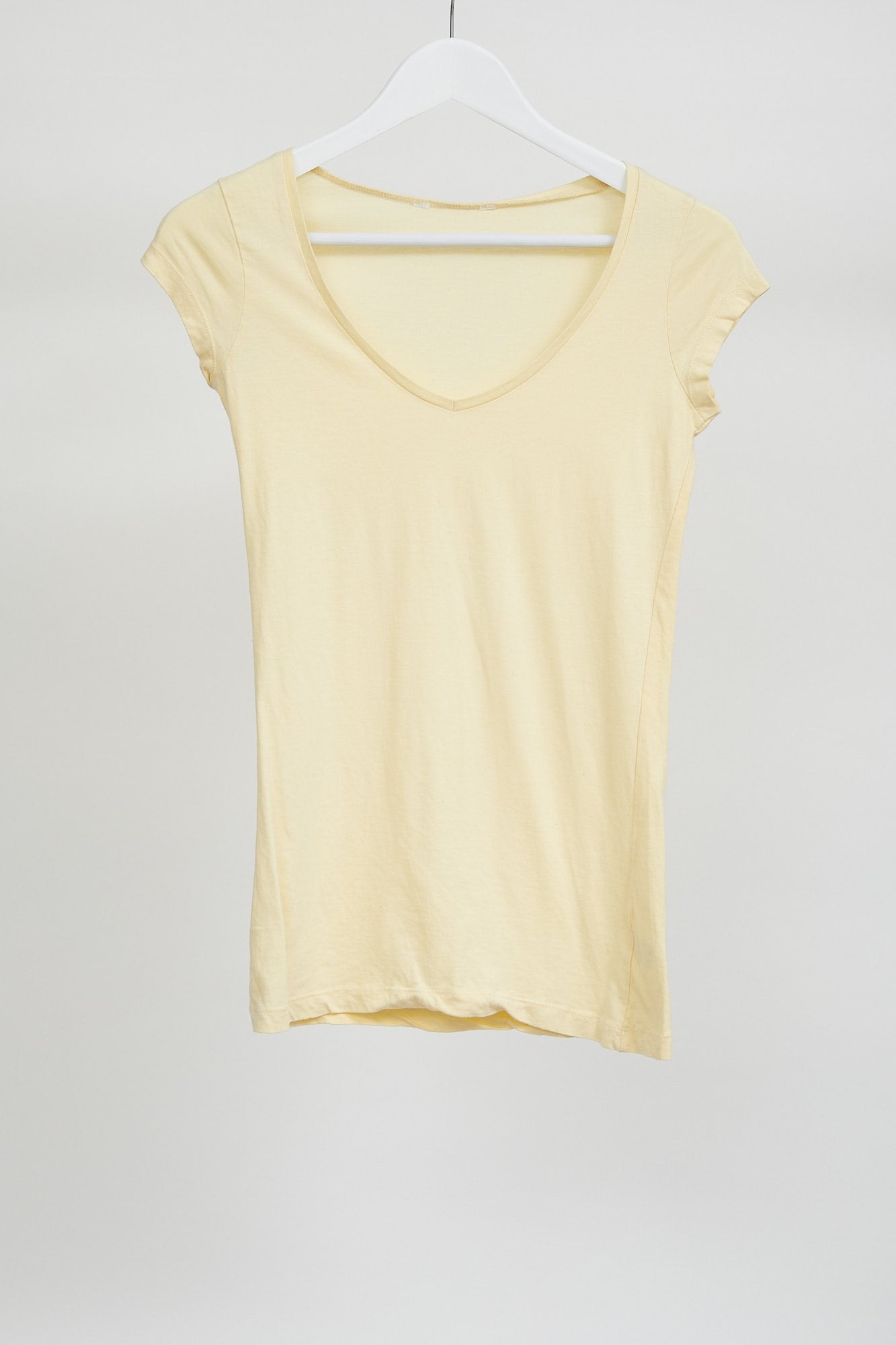 Womens Yellow Short Sleeve T-Shirt: Size Small