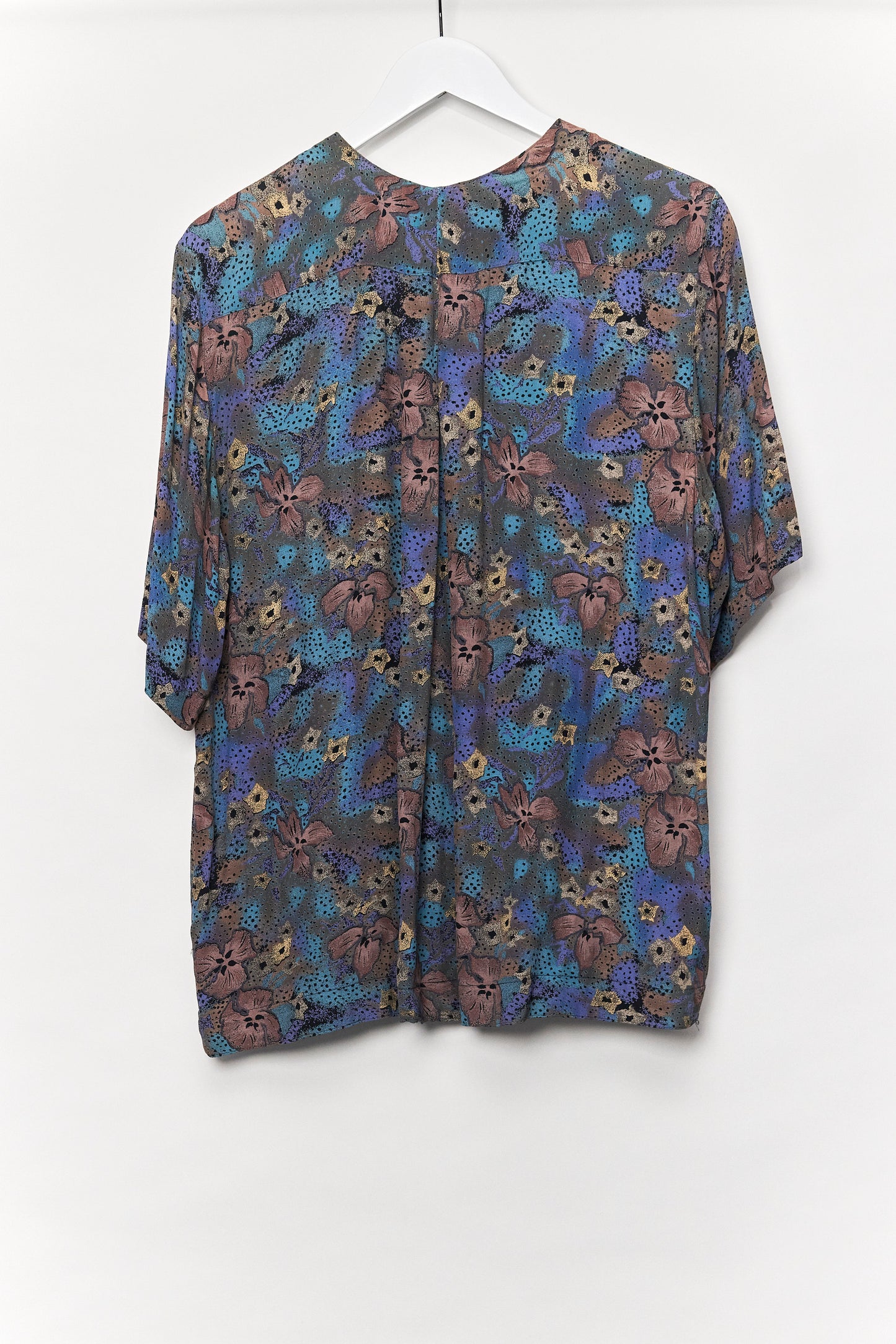 Unisex Blue Pattern collarless shirt size large