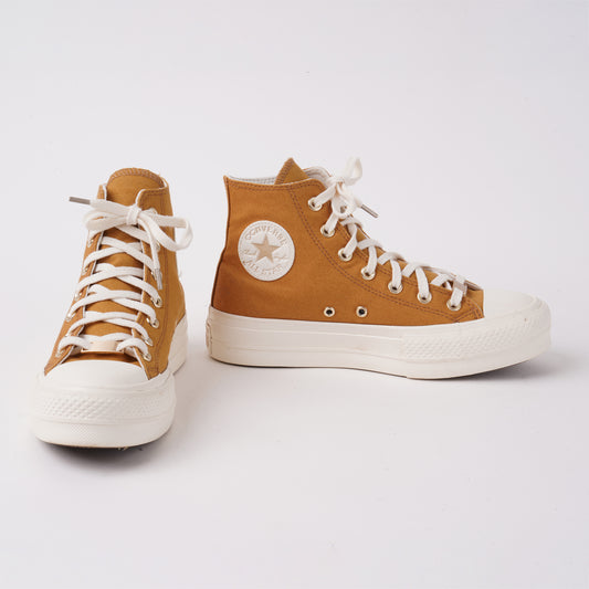 Yellow Converse Chuck Taylor canvas boots size 5 or 38