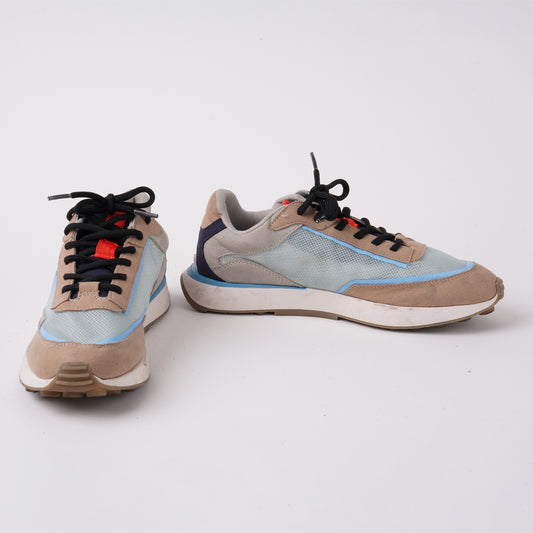 Blue & Tan Running Trainer size 6