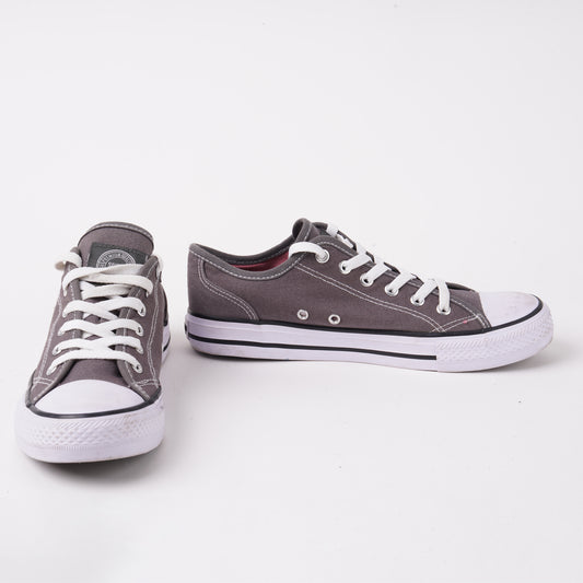 Grey Converse style Sneaker size 39 or UK 6