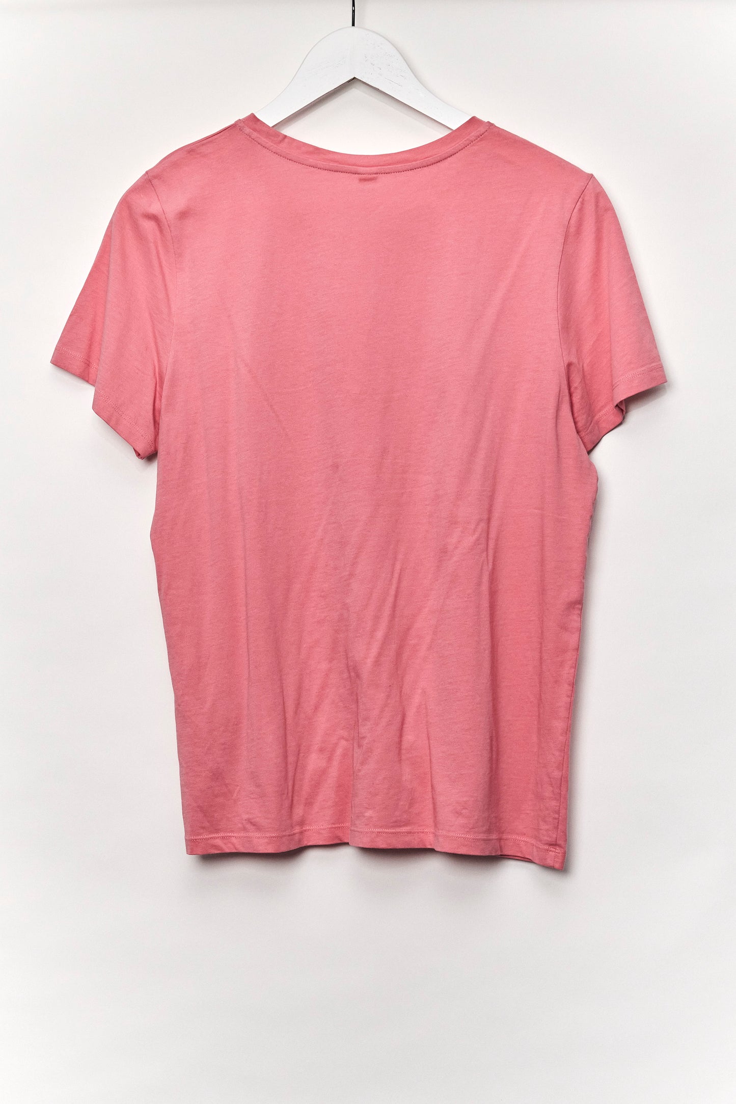Womens Uniqlo Pink T-Shirt Size Medium