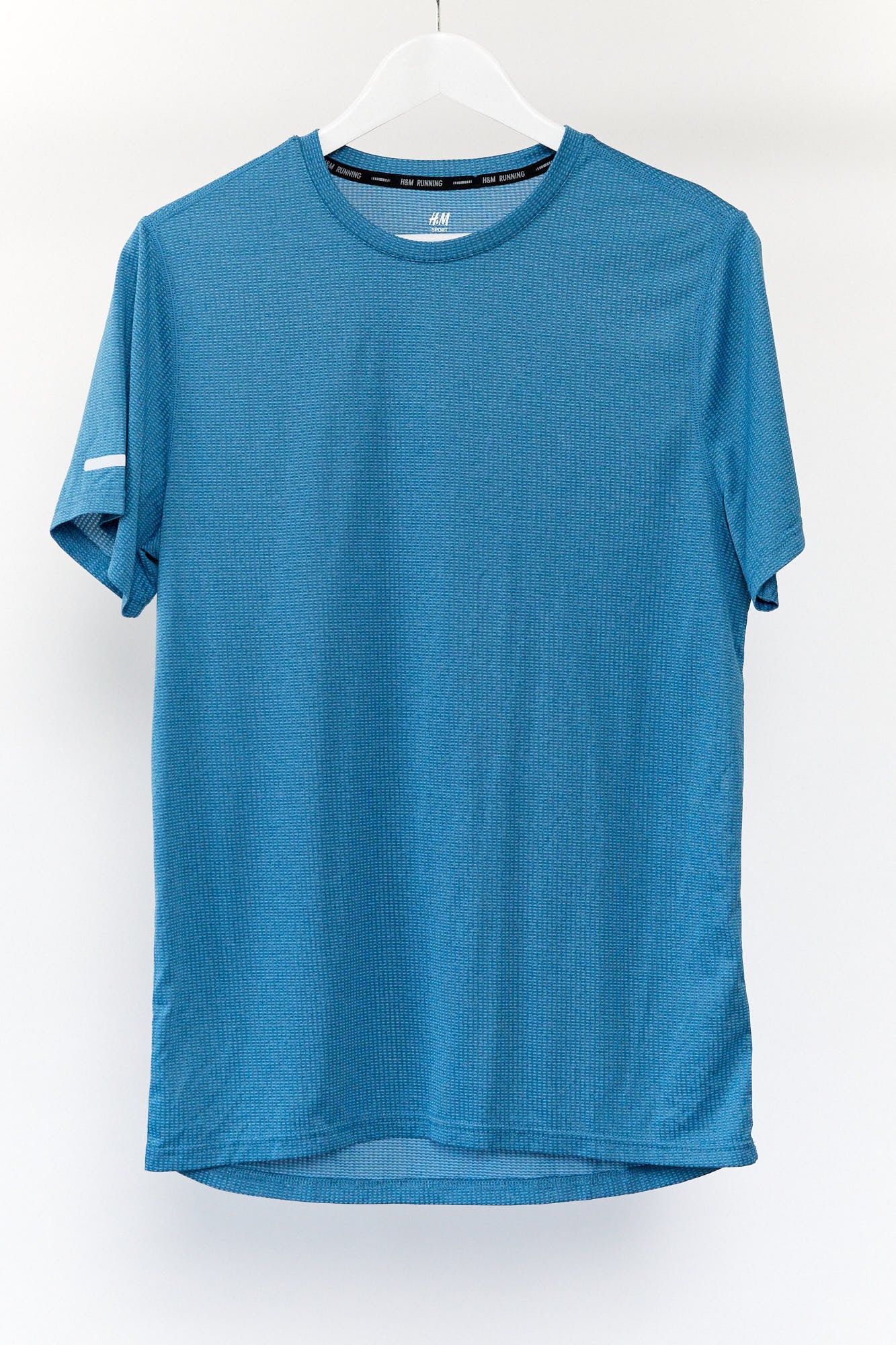 Mens Blue H&M Sport Top Size Small