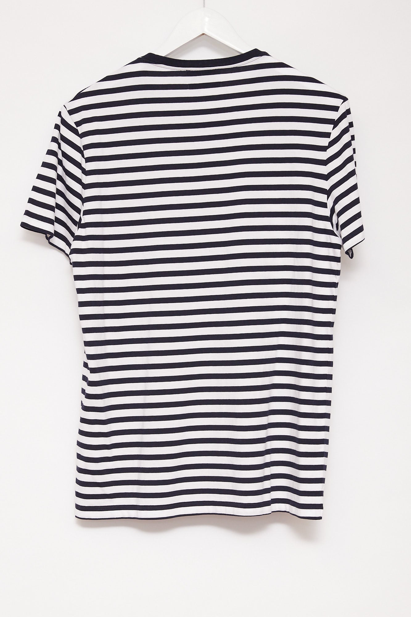 Mens Cos Black and White Stripe T-Shirt: Size Medium
