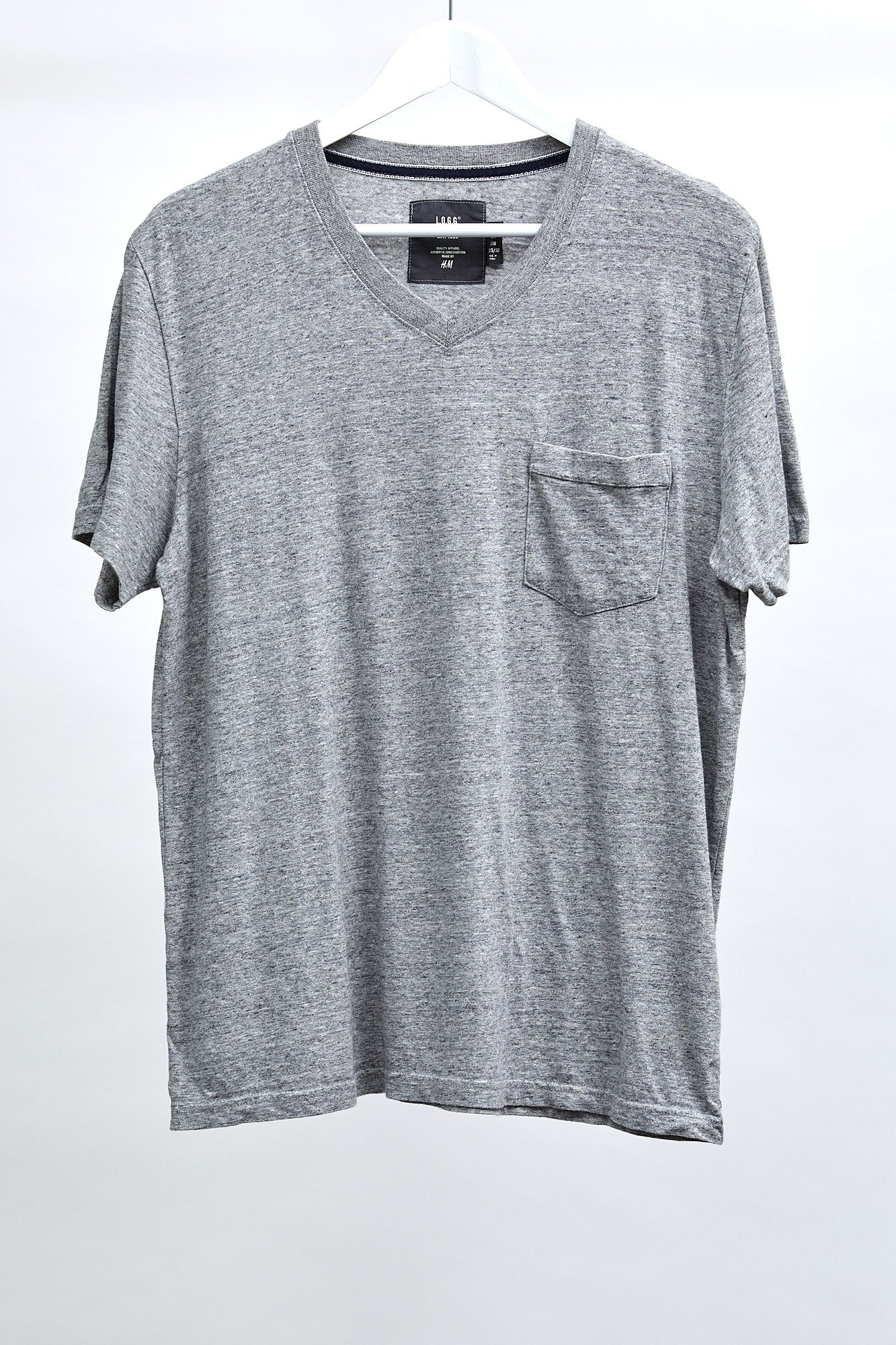 Mens H&M Grey V-Neck T-Shirt: Size Medium