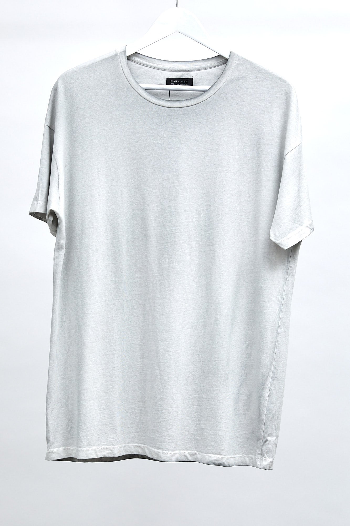 Mens Zara Grey T-Shirt: Size Medium