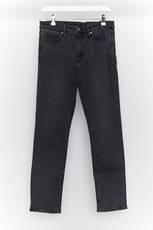 Womens Uniqlo black straight leg jeans size 28