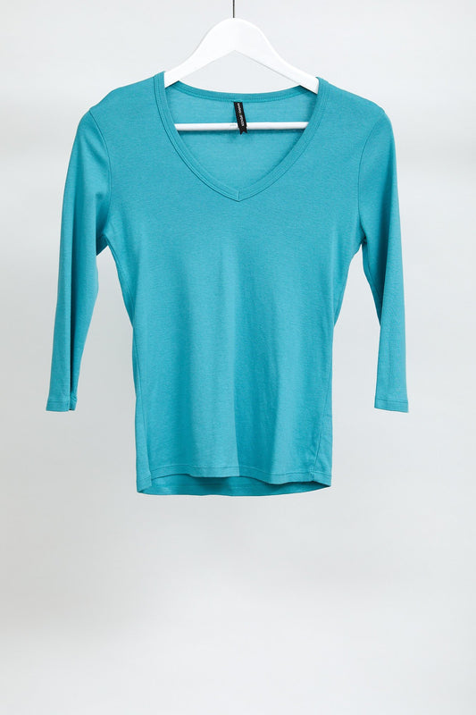 Womens Turquoise Blue V-Neck T-Shirt: Size Small